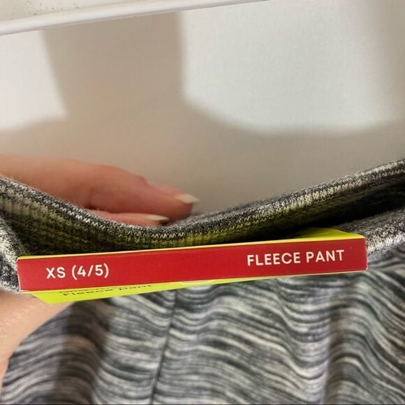 All in Motion Girls’ Mid-Rise Fleece Jogger Pants - Picture 5 of 6